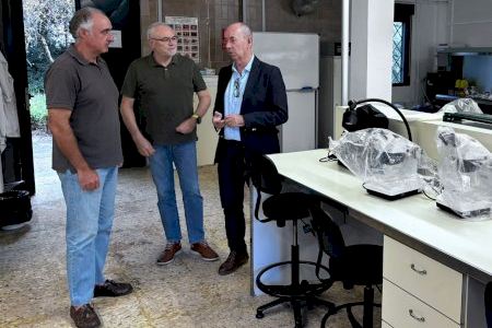 El diputat Paco Comes visita l'Escola de Capatassos Agrícoles de Catarroja