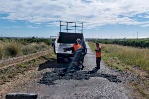 El Ayuntamiento de Torreblanca intensifica los trabajos de limpieza en los caminos del término municipal