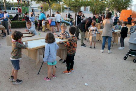 El Ayuntamiento de Benicàssim lanza “Gaudeix els dissabtes”, actividades, talleres y juegos infantiles los sábados por la mañana