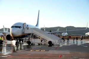 Dues aerolínies competeixen per liderar les rutes aèries des de l'aeroport de Castelló