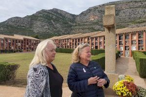 Oropesa del Mar arregla su cementerio para Todos los Santos
