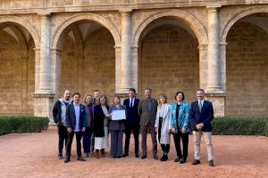 El president de la Generalitat entrega el premi al foment lector a la Xarxa Municipal de Biblioteques Públiques de Llíria