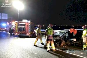 Grave accidente en Vila-real al chocar dos coches en la N-340