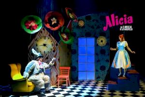 Peter Pan, Cube i Alicia en el musical de las maravillas arriben al TAMA en el Cicle Bonic de Teatre Nadalenc