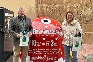 Ecovidrio pone en marcha en Torrevieja la campaña "Tenemos razones de peso" para promover el reciclaje de vidrio durante la Navidad