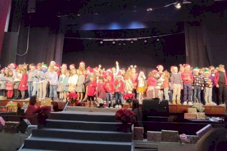 Gran concierto de Navidad ofrecido por la Sociedad Musical La Artística de Chiva