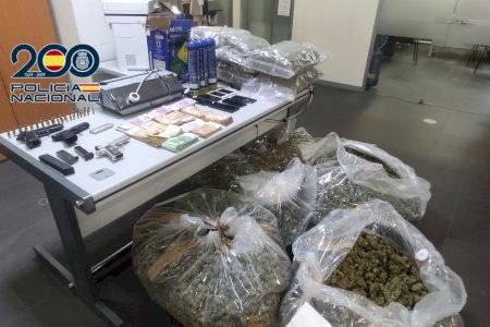 'Toc de gràcia' a un dels grups criminals de venda de droga a gran escala més rellevant de la província d'Alacant