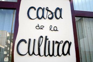 Más de 16.000 personas participaron en 2023 en actividades de la Casa de Cultura de Santa Pola