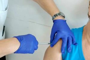 La campanya de vacunació de grip i covid es preveu entre un 5 i un 10% major que l'any passat en la Comunitat Valenciana