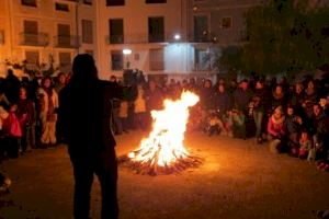 Chelva celebra del 19 al 21 de enero el ‘Cuentantón’, la fiesta de los cuentos y las hogueras que cada año atrae a miles de visitantes