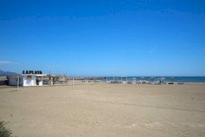 Castellón quiere abrir los chiringuitos de la playa todo el año para desestacionalizar el turismo
