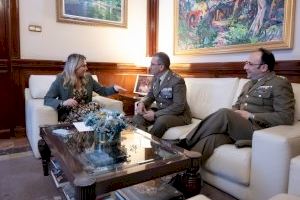 Marta Barrachina se reúne con el comandante militar de Valencia y Castellón