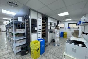 El servicio de Farmacia del Hospital de Elche incorpora un nuevo sistema de dispensación de medicamentos de última generación