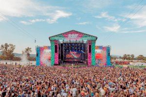 Reggaeton Beach Festival anuncia canvi de dates en els seus concerts a Orpesa