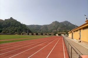 Quejas en la Vall d'Uixó por el cierre de la pista de atletismo el pasado fin de semana