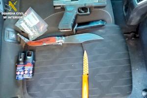 Terror entre els repartidors de paquets de Paterna i Riba-roja: assalts a punta de pistola per una banda criminal