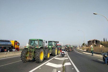 La justícia prohibix les tractoradas en l'A-7 i l'A-31 a Alacant i els agricultors asseguren que les mantindran