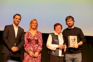 Raúl Arévalo recoge el Premio Especial y los cortos Walking Fernando y Ahora vuelvo triunfan en IX Festival de Cine Antonio Ferrandis
