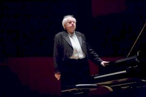 El Palau de la Música de València atorga la medalla 2024 al pianista Grigori Sokolov