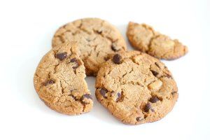 Alerta al encontrar fragmentos de metal en galletas de chocolate de Aldi y Lidl