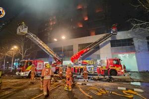 Almenys 4 morts en la tragèdia de l'incendi de l'edifici de València
