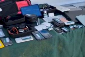 Cau el lladre centenari: 100 objectes robats en vehicles aparcats a València