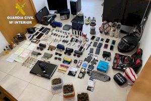 Armado y traficante de droga: así es el ladrón que había cometido una oleada de robos en coches y garajes de Benicarló