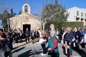 Más de 200 cofrades participan en el Vía Crucis por el Año Jubilar de la Santa Faz