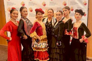 Burriana se alza con el primer premio en el Certamen de Danza Española de Cataluña