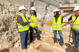 El Ayuntamiento supervisa las excavaciones arqueológicas que se desarrollan en Benalúa Sur