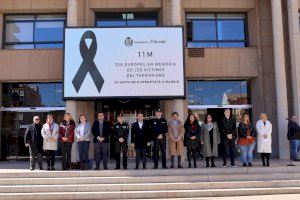 Vila-real recorda les víctimes dels atemptats de l'11M a Madrid amb motiu del 20é aniversari