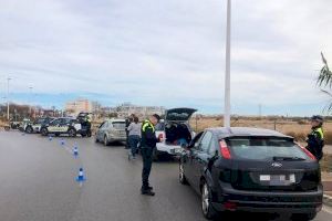 La Policía Local de Sagunto retira de la circulación un total de 402 vehículos durante el último año