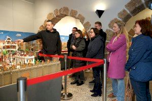 Vila-real inaugura la Pasión monumental de Playmobil en la Casa de l'Oli