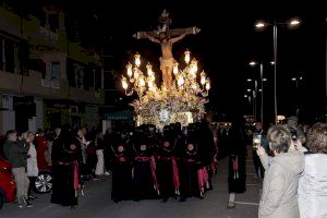 La Semana Santa llega a Burriana con la procesión del Cristo del Mar
