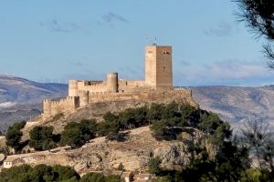 Dos soldados y el rey Jaume I darán la bienvenida a los visitantes del castillo de Biar