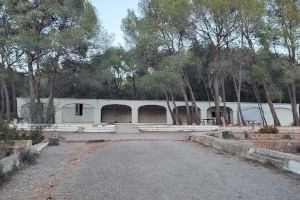 El pleno municipal de Sagunto aprueba que se estudie la recuperación de las instalaciones del campamento Les Escales