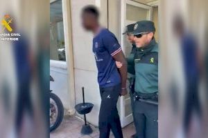 Un joven ‘murciglero’ asalta varias viviendas en El Campello: este era su modus operandi
