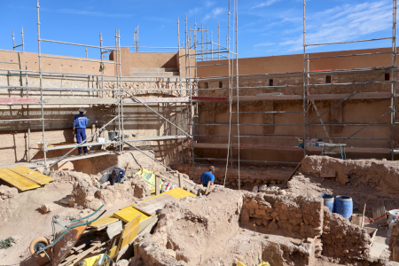 Avanzan las obras de recuperación de la muralla norte del castillo de La Mola de Novelda