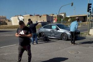 Herido un motorista en un cruce de la avenida Valencia de Castellón