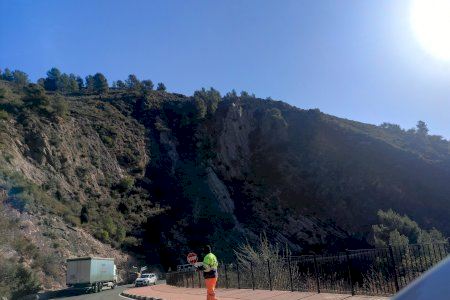 Ni pasear ni circular en coche: cortarán durante tres días la carretera entre la Vall d'Uixó y Alfondeguilla