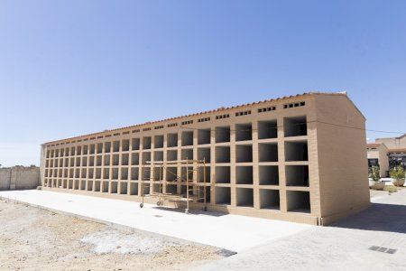 L'Ajuntament construeix 100 nous nínxols al Cementeri municipal