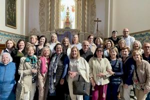 La Corte de Damas de la Virgen de la Misericordia de Burriana peregrina a Vinaròs