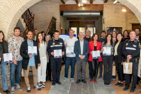 El Ayuntamiento de Alboraya entrega los distintivos SICTED a empresas y servicios turísticos