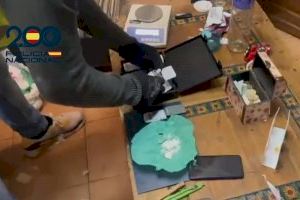 Desmantelado un narcopiso en Elche: uno de los vendedores intentó darse a la fuga