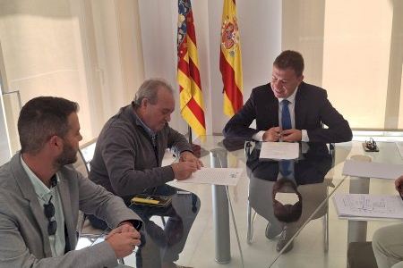 El Puig firma con la Generalitat el convenio para construir 80 viviendas de alquiler asequible