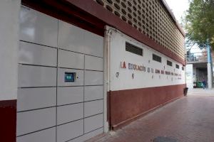 El mercado municipal Los Pinos de Manises pone en marcha ‘lockers’ para facilitar la recogida de compras