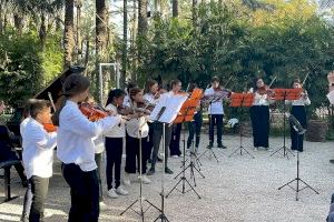 El Huerto del Cura acoge un concierto de los alumnos del Conservatorio de Elche