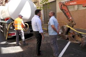El Ayuntamiento de Elche comienza la plantación de árboles en la calle Marqués de Asprillas