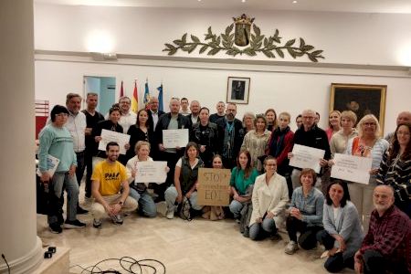 El Ajuntament solicita a la Generalitat que paralice los recortes de la Escuela Oficial de Idiomas de Dénia