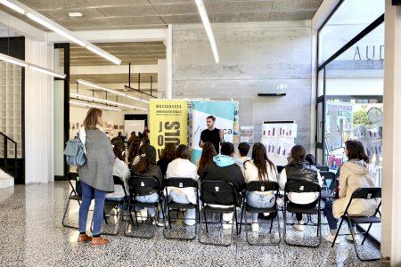 El Ayuntamiento de Massanassa pone en marcha talleres en los centros educativos dentro del programa Reforça Jove